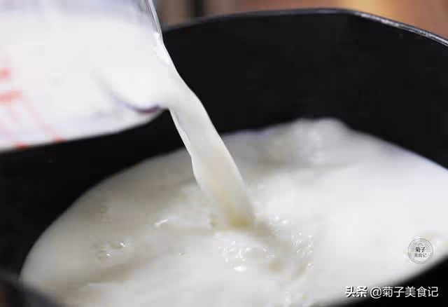 西米露如何製作的Q彈潤滑,學會這一招,大人小孩都愛喝!