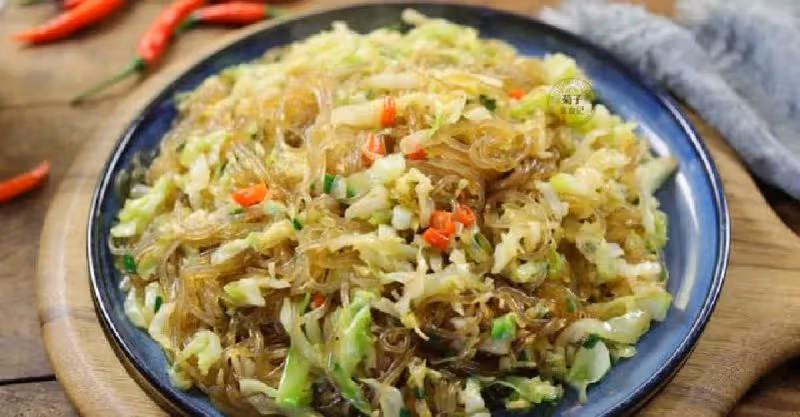 粉絲這樣炒，又嫩又香，比蛋炒飯還簡單，一學就會！
