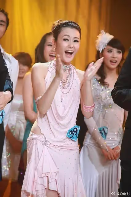 43歲佐藤麻衣和王泉仁拖了六年的離婚迎來大結局,恢復單身很快樂