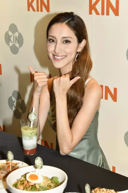 結婚五周年!32歲TVB花旦稱無意追女兒,擔心變五子之母!