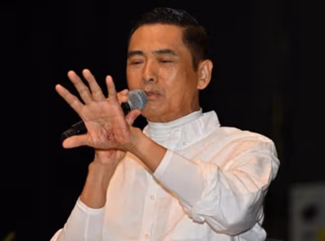 周潤髮帶傷運動引擔憂！68歲面容疲憊顯憔悴，上月跑步摔傷肋骨