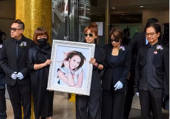 深夜大瓜!疑似李玟和二姐爭吵音頻曝光,洋老公要求重新調查死因