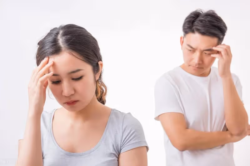 我55歲,兒子離婚,我讓兒媳選房和車,孫子給我,如今都誇我睿智