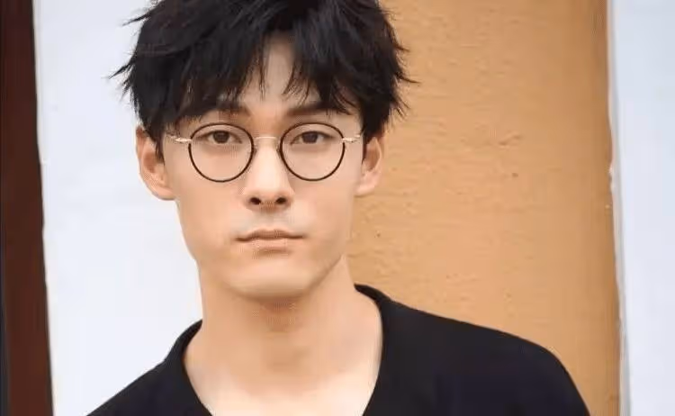 藏了2年孕照,官宣分手後才曝光:心疼吳倩,不如恭喜她活出自我