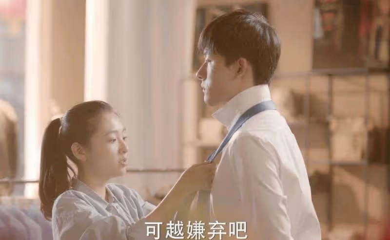 藏了2年孕照,官宣分手後才曝光:心疼吳倩,不如恭喜她活出自我