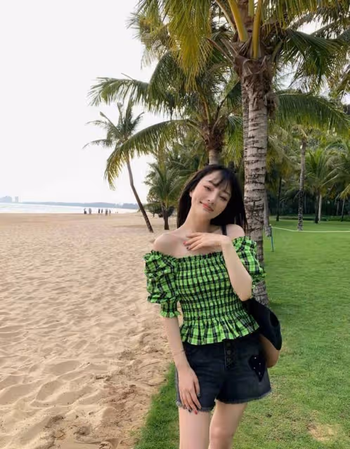 真心佩服李小璐,要是不「做頭髮」,她可能是個成功的企業家。