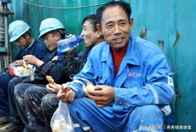 案例:媳婦睡懶覺,婆婆砸鍋碗瓢盆,兒子:我們裸婚,你沒花錢