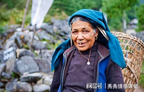 案例:媳婦睡懶覺,婆婆砸鍋碗瓢盆,兒子:我們裸婚,你沒花錢