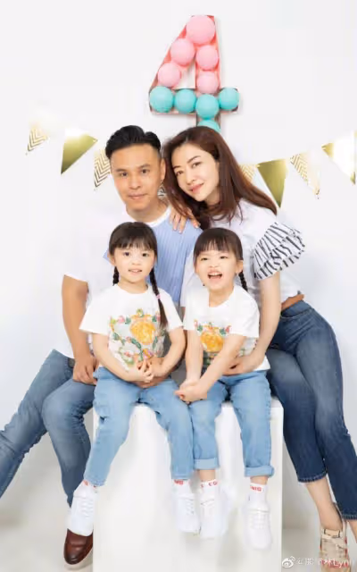 為富豪老公慶生!熊黛林曬甜蜜合照,雙胞胎女兒被指越長越不像