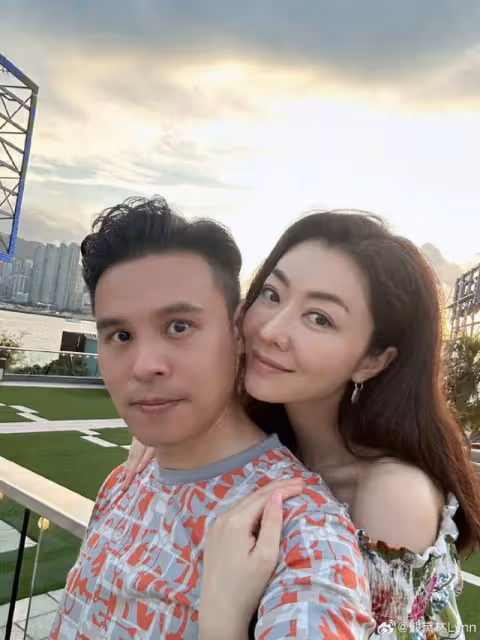 為富豪老公慶生!熊黛林曬甜蜜合照,雙胞胎女兒被指越長越不像