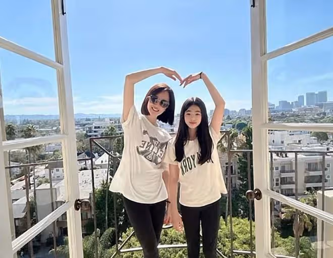 左小青攜女出國度假!包遊艇玩吃大餐很愜意,已跟大20歲富豪離婚