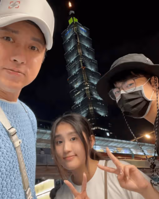 TVB前男星女兒11年後重遇陳豪!童星出身如今18歲亭亭玉立