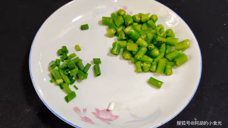 雞蛋和它天生一對,一盤全是優質蛋白!隨手炒一盤,鮮美下飯,美味滋補難停歇