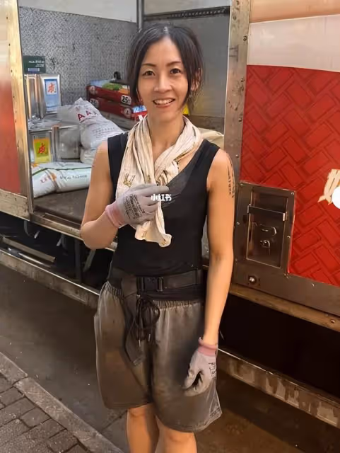 朱芊佩談戀愛啦,男朋友也是一名搬運工,雙方都熱愛搬運事業