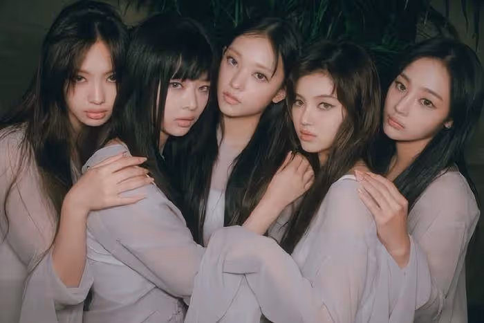 從Jennie到NewJeans,接到奢侈品牌代言,成為韓國偶像成功標誌