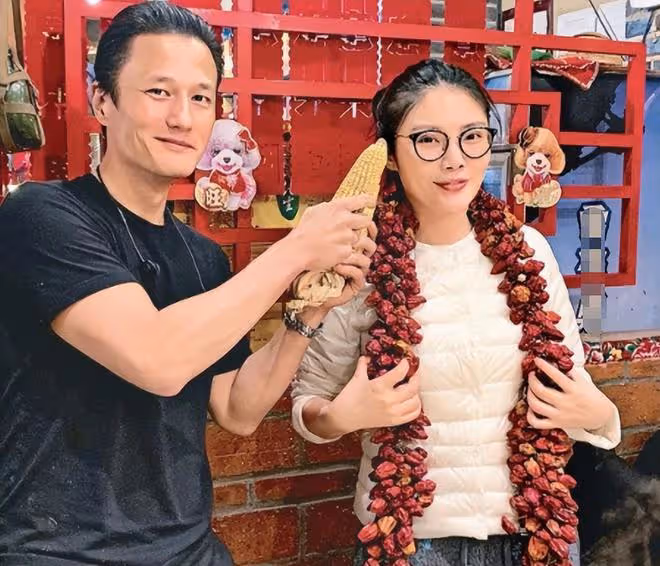 48歲尹子維被嘲面相差,本人回應:很不舒服!女友徐冬冬發文維護