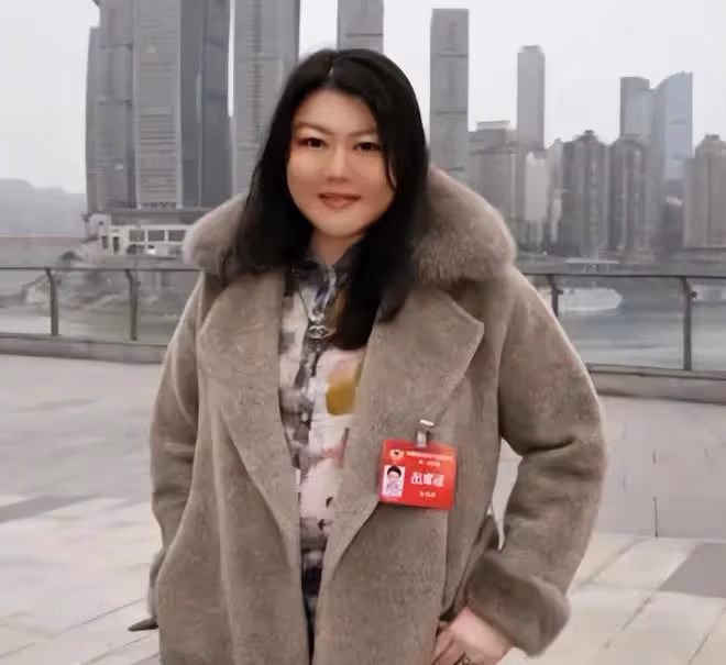 向華強侄子參加選秀節目!帥氣有型入圍100強,靠賣保險年薪千萬