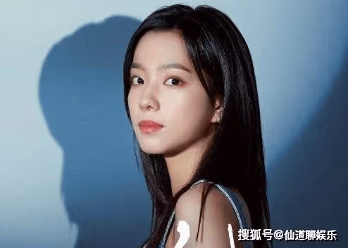 《白日夢我》女主叫什麼名字？《白日夢我》沈倦比林語驚大幾歲？
