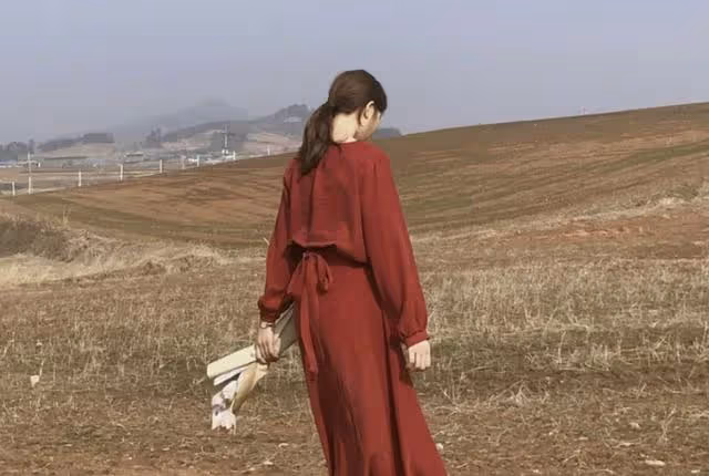 我年入百萬,男友媽覺得我太能賺錢,讓她兒子在婚前定要拿捏住我