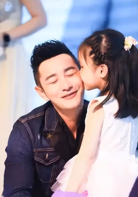 懷孕了?黃曉明稱想要一個女兒,新女友趙仕瑾近照發福明顯!