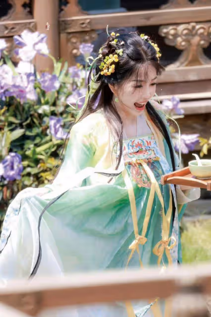 虞書欣《永夜星河》生圖曝光,皮膚黑、嘴巴凸,被嘲神似西門大媽