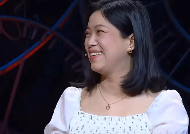 2021年，湖北女子癱瘓後被丈夫拋棄，閨蜜把她介紹給了親生兒子