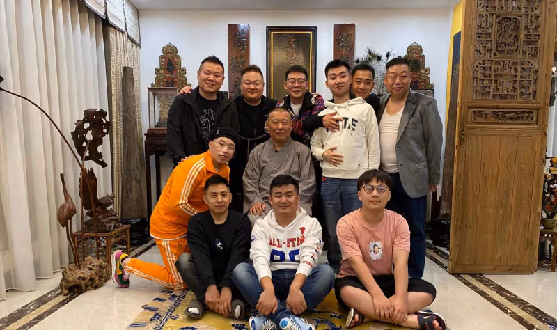 德雲社的隱形富豪:郭德綱50億資產沒什麼,孫越一把扇子財力暴露