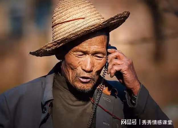 養兒防老失敗後,我找到了新的方式:請保姆比找老伴划算多了