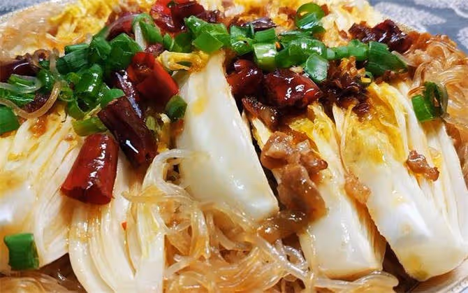 這菜看起來雖然清淡,但卻是米飯剋星,鮮美滑口,老人小孩都喜歡