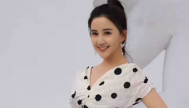 陳欣予給楊紫發微信借錢:我是女相柳啊,楊紫的答覆引全場大笑