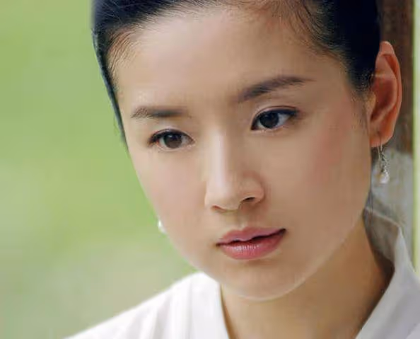 張藝謀捧紅的八大女性,有一位自己當了導演,最後一位成為了影后