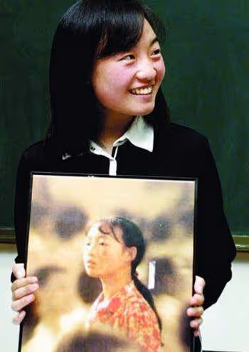 張藝謀捧紅的八大女性,有一位自己當了導演,最後一位成為了影后