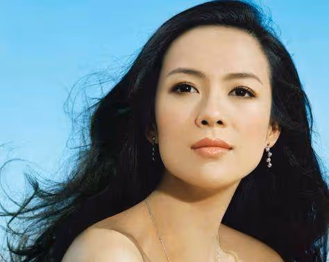張藝謀捧紅的八大女性,有一位自己當了導演,最後一位成為了影后