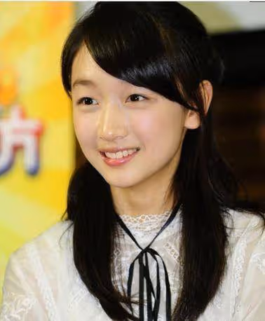 張藝謀捧紅的八大女性,有一位自己當了導演,最後一位成為了影后