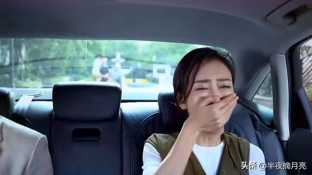 丁克夫妻年過四旬,丈夫變卦要孩子,妻子哭勸無果後,終於明白