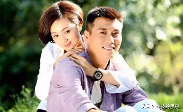 丁克夫妻年過四旬,丈夫變卦要孩子,妻子哭勸無果後,終於明白