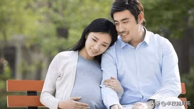丁克夫妻年過四旬,丈夫變卦要孩子,妻子哭勸無果後,終於明白
