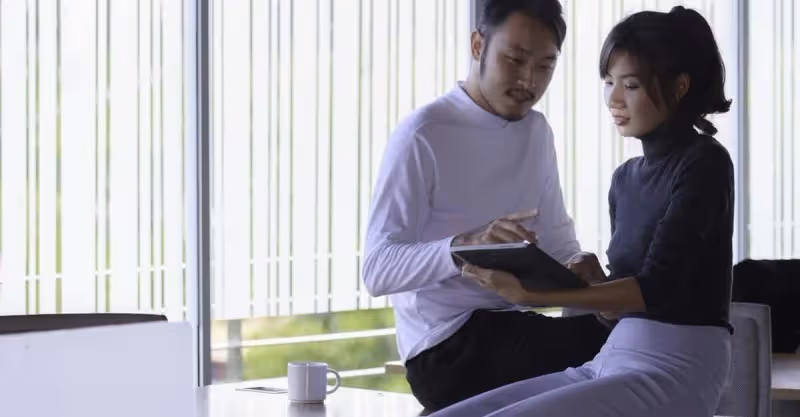我和異性保持過一段曖昧關係，糾結到底要不要告訴老公