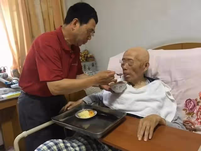 婆婆:「我兒子沒義務照顧你爸媽」,兒媳:那我也沒義務給您養老