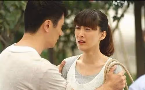 兒媳婚前懷孕,婆婆變臉收回婚房和彩禮,孫子出生後婆婆一臉後悔
