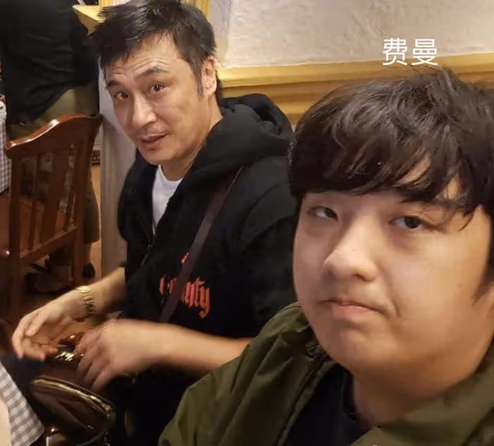 陳若儀攜子游日本迪士尼,13歲Kimi罕露側顏,不像林志穎像費曼