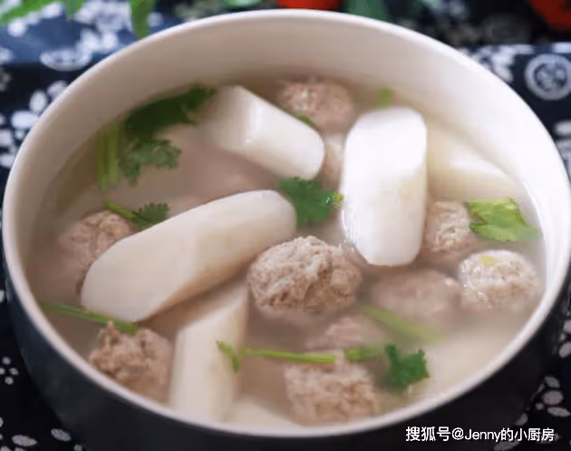 入秋了，抓住養肺黃金期！常喝5道湯，滋陰潤肺，不受秋燥苦