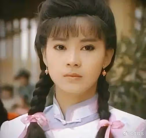 「最美婉君」:與丈夫戀愛10年,生一雙兒女,今58歲的她怎樣了?