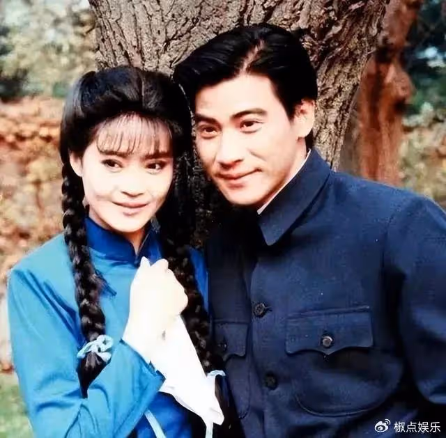 「最美婉君」:與丈夫戀愛10年,生一雙兒女,今58歲的她怎樣了?
