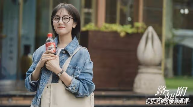 《一路朝陽》高葉手撕小三這幕,連看30遍不過癮,李蘭迪直呼佩服