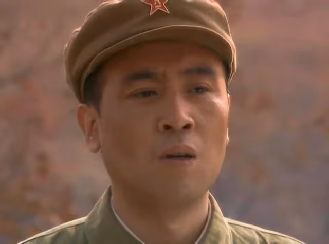 於和偉：吃大姐母乳長大，五姐供他讀大學.成名後給姐姐們買房