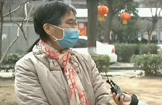 回顧:26歲兒子天天打遊戲,母親怪他不務正業,兒子:我沒有啃老