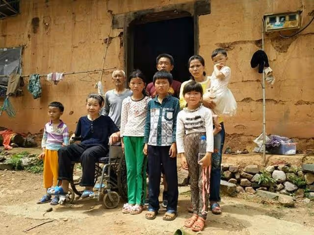 回顧人大學霸伍繼紅:失業,結了兩次婚,生了6個娃,淪為低保戶