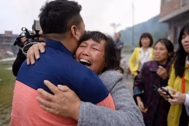 2016年,湖南4歲男童被拐,父母苦尋22年,兒子歸來時已身價百萬
