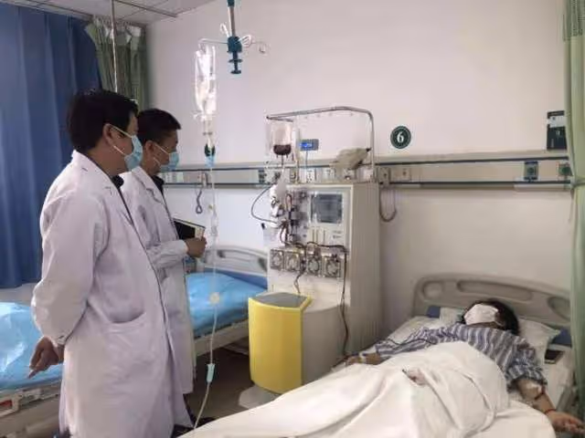 湖南女子拋棄五歲兒子,11年後患癌逼兒子捐骨髓,兒子:我拒絕